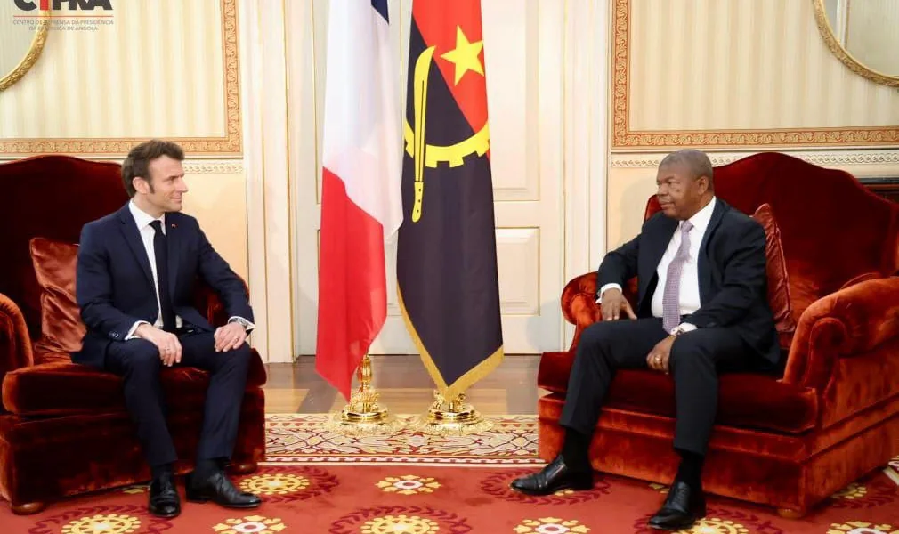 João Lourenço and Emmanuel Macron strengthen cooperation (2)